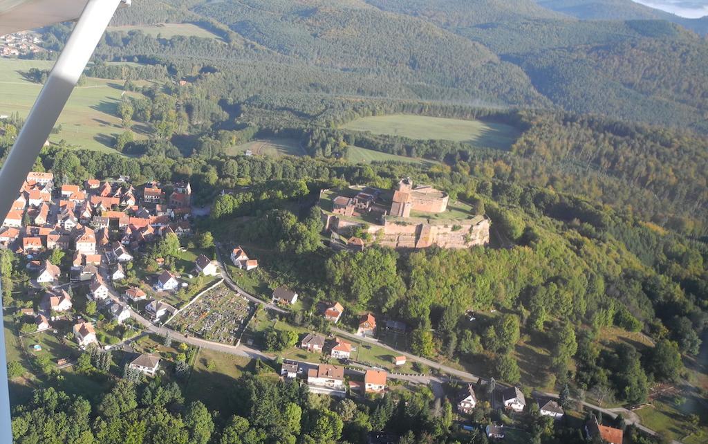 Au Pied Du Chateau Lichtenberg Quarto foto