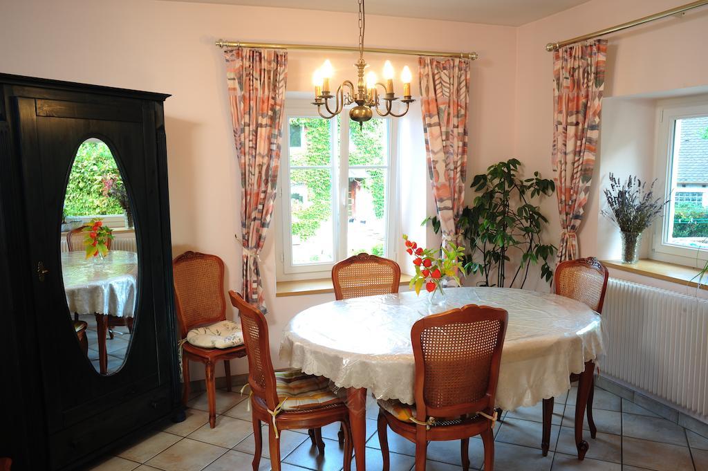 Au Pied Du Chateau Lichtenberg Quarto foto