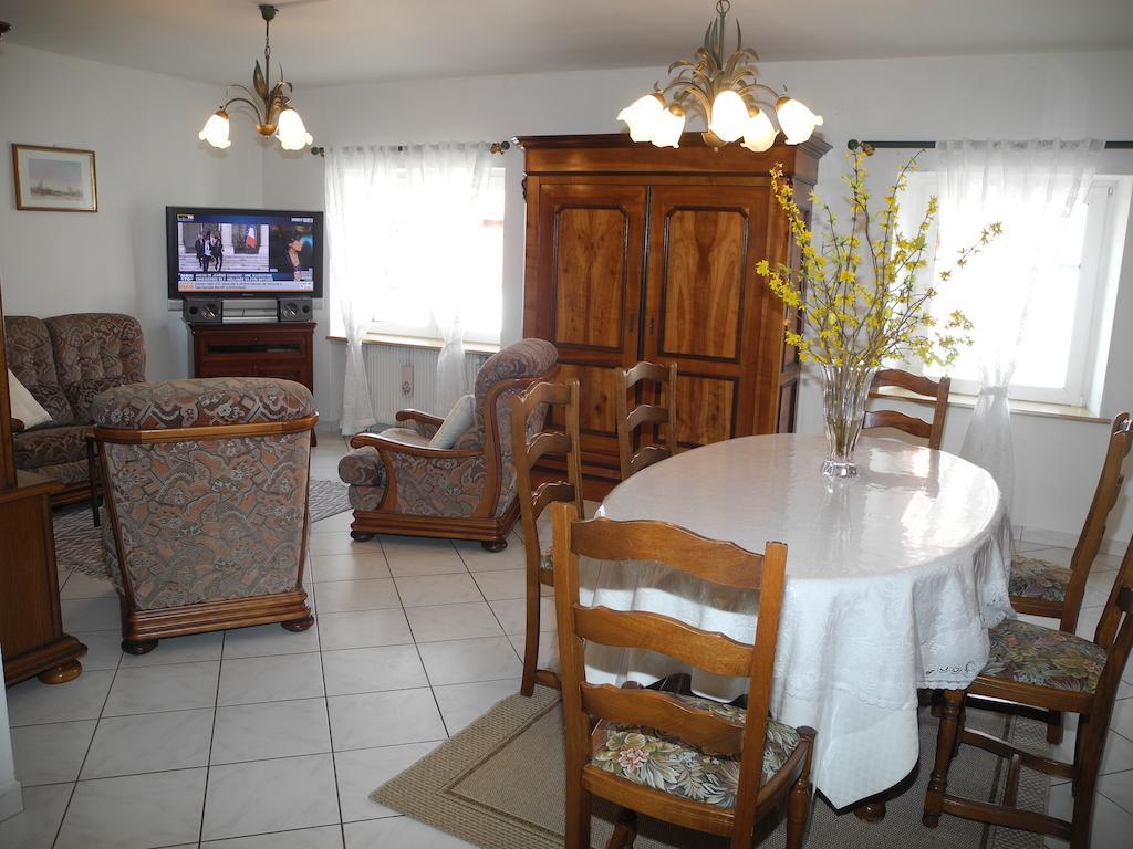 Au Pied Du Chateau Lichtenberg Quarto foto